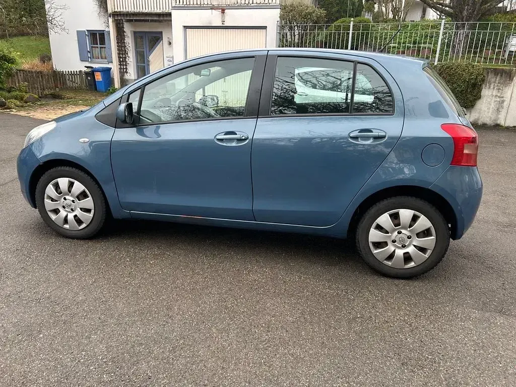 Gebraucht Toyota Yaris Sol 87 PS (63 kW) 2007 Blau Kleinwagen
