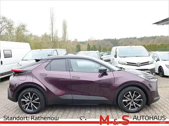 Gebraucht Toyota C-HR Team 223 PS (164 kW) 2024 Deep amethyst mica metallic / black SUV