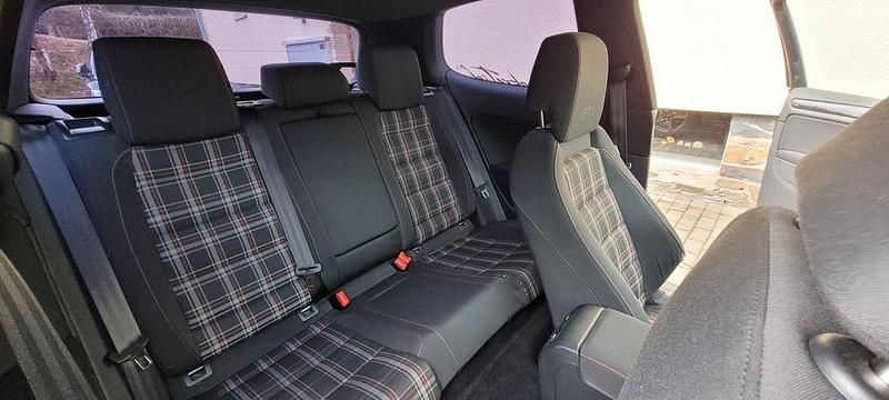 Gebraucht VW Golf VII GTI 211 PS (155 kW) 2012 Limousine