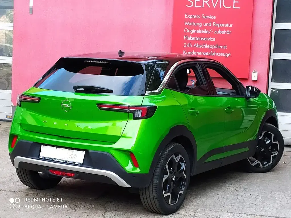 Gebraucht Opel Mokka-e Ultimate 100 kW (136 PS) 2022 Grün SUV