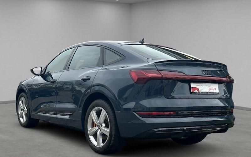 Gebraucht Audi Q8 Sportback e-tron S-Line 300 kW (408 PS) 2022 Blau SUV