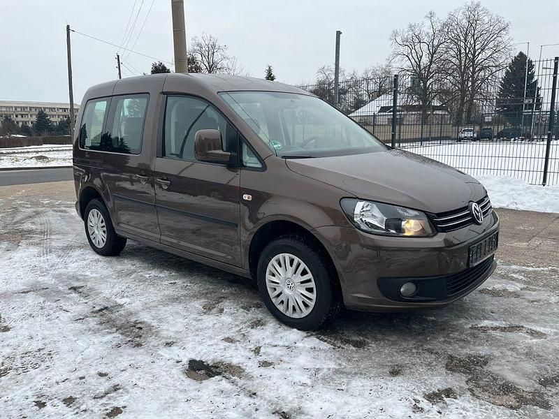 Gebraucht VW Caddy Trendline 102 PS (75 kW) 2012 Braun Van / Kleinbus