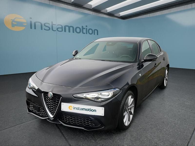 Schwarz Gebraucht 2023 Alfa Romeo Giulia Limousine | 34.749 € (Superpreis) - Bild 1/4