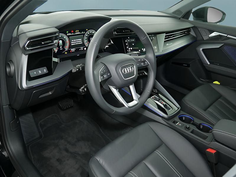 Gebraucht Audi A3 Sportback 150 PS (110 kW) 2024 Schwarz Kleinwagen