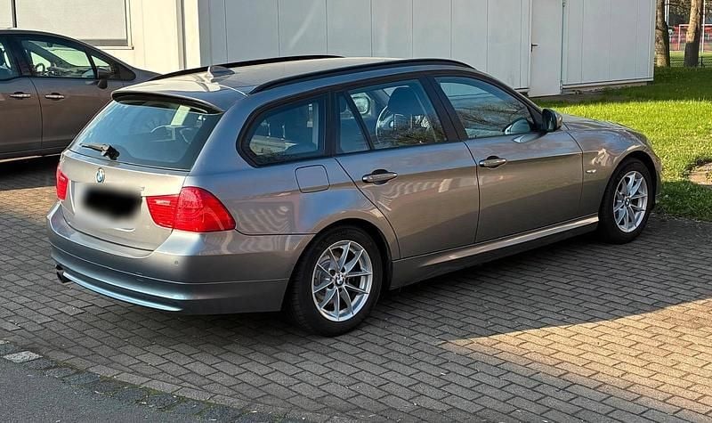 Używany BMW 320 184 KM (135 kW) 2012 Szary Kombi