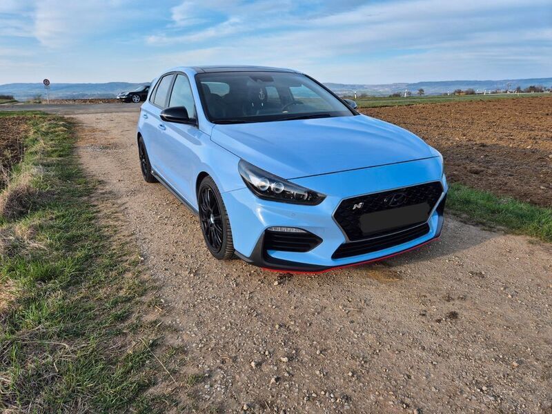 Blau Gebraucht 2019 Hyundai i30 N Performance Limousine | 25.800 € (Fairer Preis) - Bild 1/4