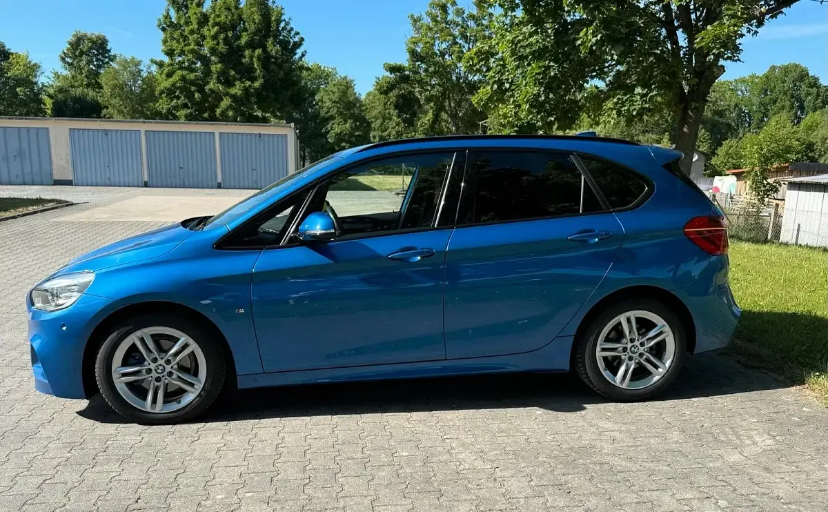 Gebraucht BMW 218 M Sport 136 PS (100 kW) 2018 Blau Kombi
