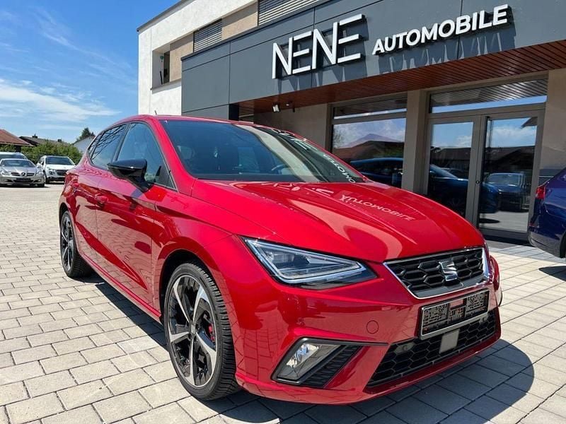 Rot Gebraucht 2024 Seat Ibiza Design Limousine | 20.750 € (Fairer Preis) - Bild 1/4