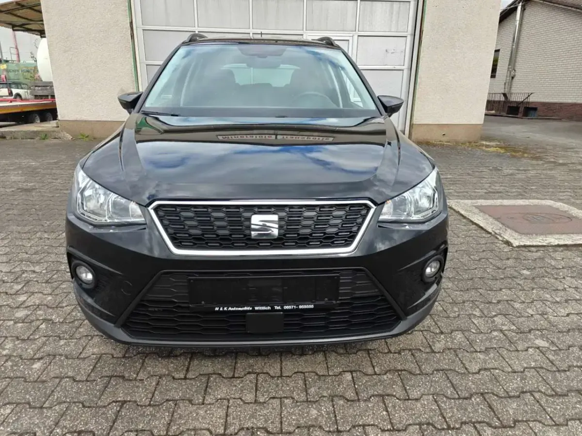 Gebraucht Seat Arona Style 95 PS (69 kW) 2020 Mitternachtsschwarz SUV