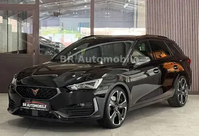 Używany Cupra Leon VZ1 301 KM (221 kW) 2024 Czarny Kombi