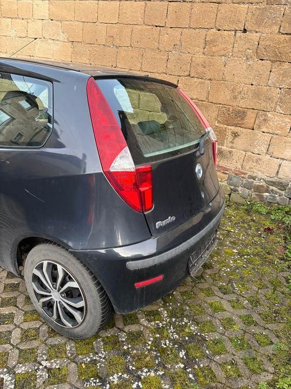 Gebraucht Fiat Punto 60 PS (44 kW) 2004 Schwarz Kleinwagen