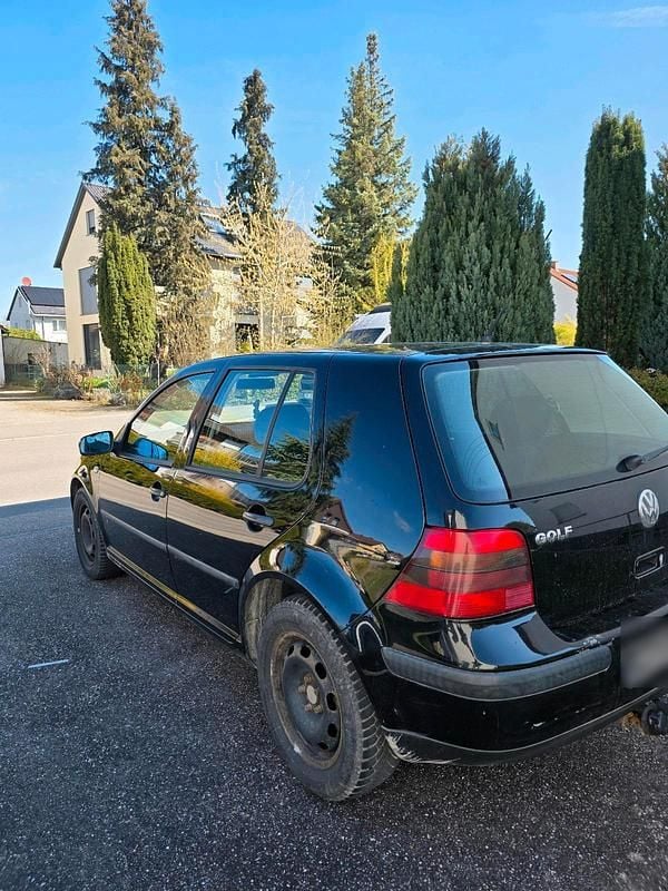 Gebraucht VW Golf IV 75 PS (55 kW) 2000 Schwarz Kleinwagen
