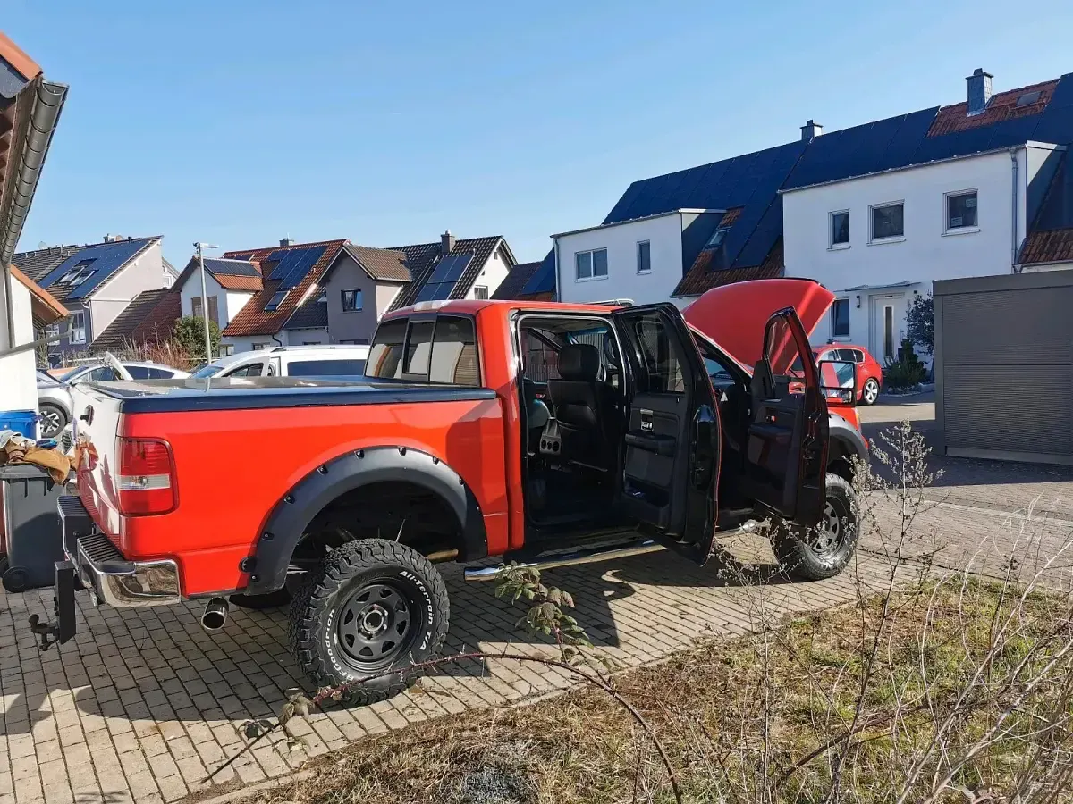 Gebraucht Ford V8 Lariat 305 PS (224 kW) 2005 Rot SUV
