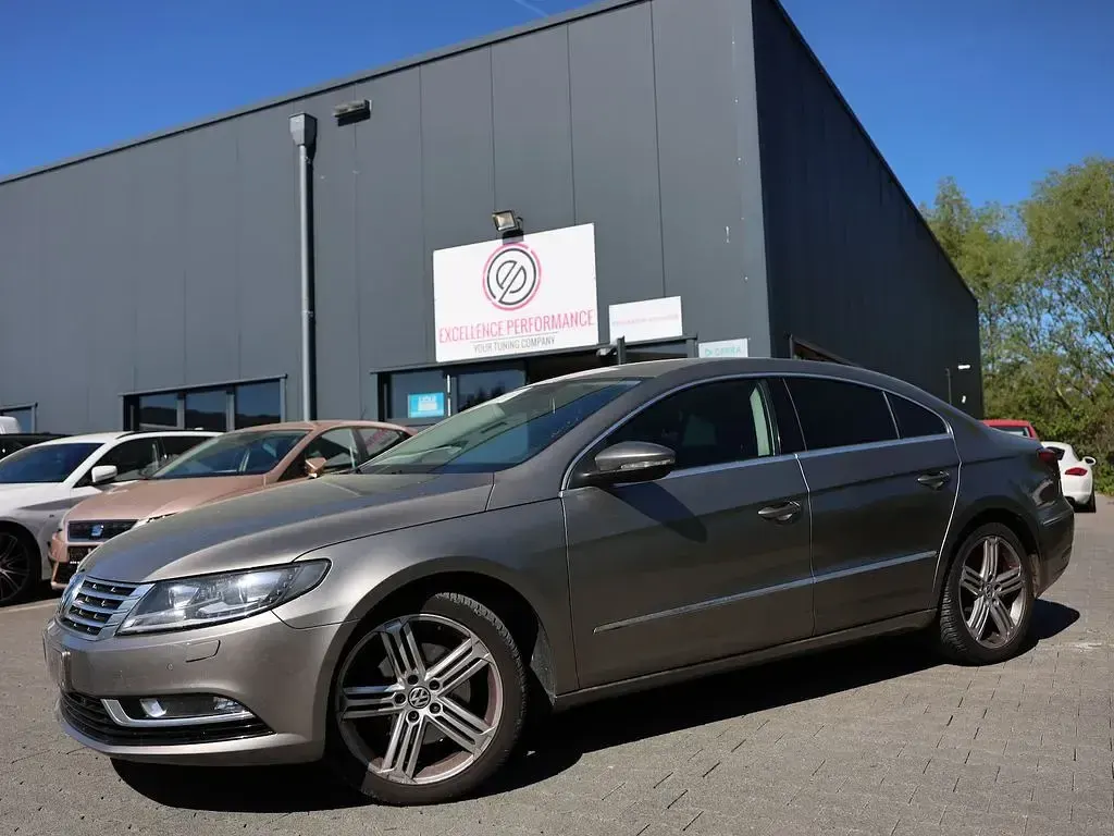 Gebraucht VW CC Highline 160 PS (117 kW) 2013 Light brown metallic Limousine