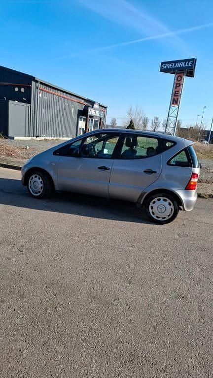 Grau Gebraucht 1999 Mercedes A160 Classic Van / Kleinbus | 550 € (Superpreis) - Bild 1/4