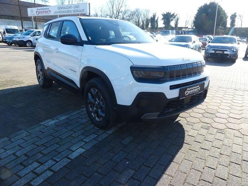 Gebraucht Jeep Avenger Longitude 101 PS (74 kW) 2025 Weiß SUV