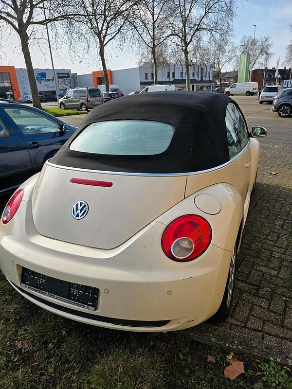 Gebraucht VW Golf 105 PS (77 kW) 2006 Beige Cabrio