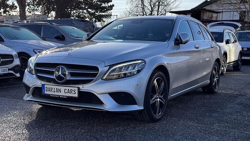 Gebraucht Mercedes C220 194 PS (142 kW) 2020 Silber Limousine