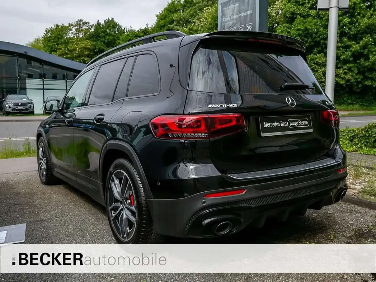 Gebraucht Mercedes GLB35 AMG 306 PS (225 kW) 2022 Schwarz SUV