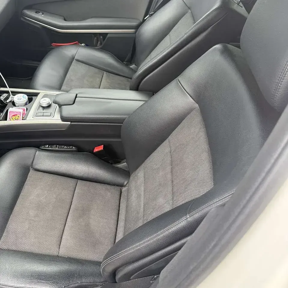 Gebraucht Mercedes E250 Elegance 204 PS (150 kW) 2011 Kombi