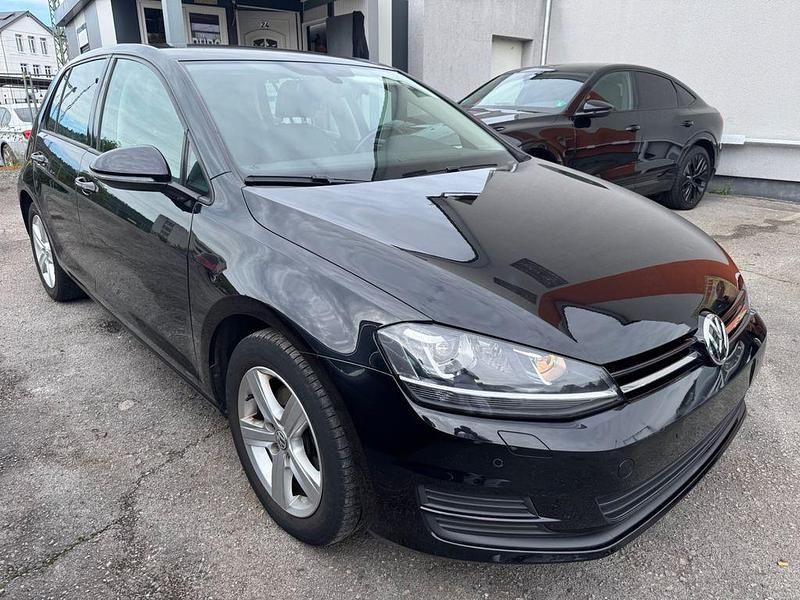 Schwarz Gebraucht 2016 VW Golf VII Highline Limousine | 12.490 € (Fairer Preis) - Bild 1/4