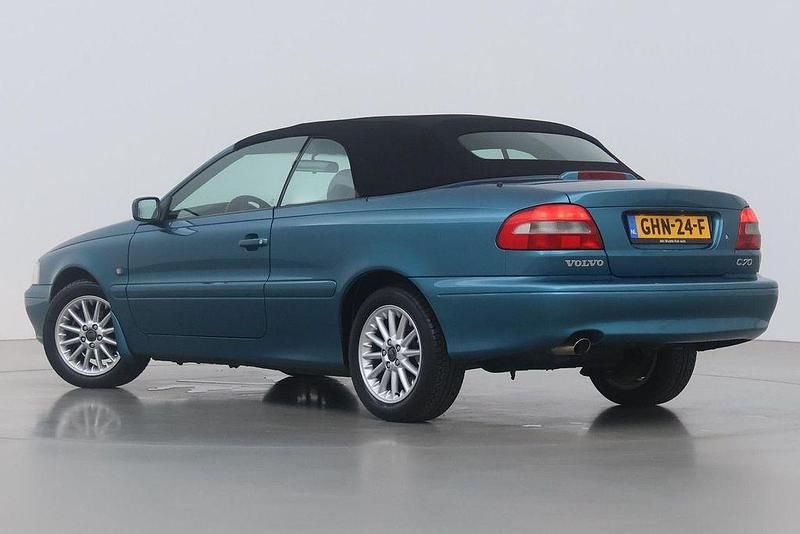 Gebraucht Volvo C70 163 PS (119 kW) 2000 Grün Cabrio
