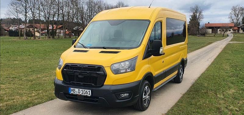 Usata Ford Transit 105 CV (77 kW) 2019 Giallo Monovolume