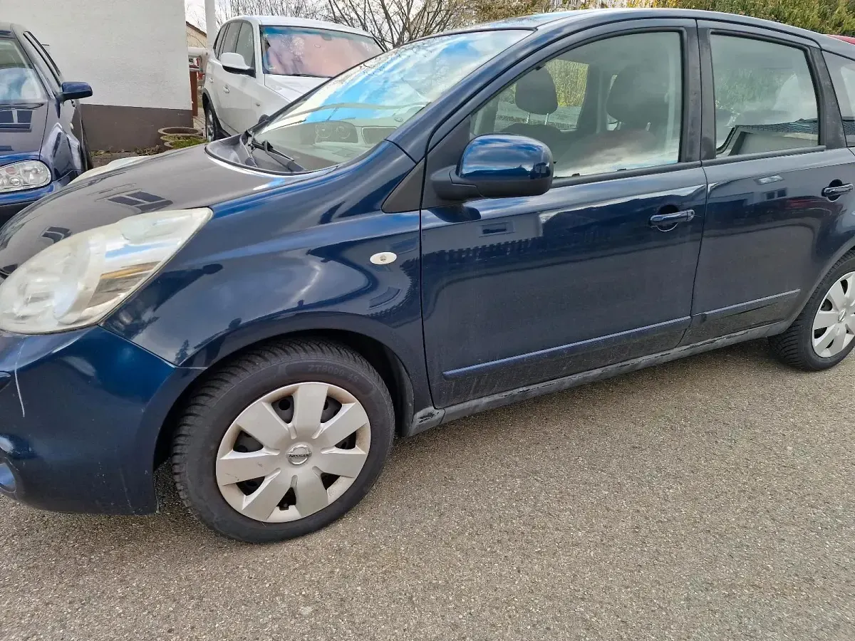 Gebraucht Nissan Note 88 PS (64 kW) 2010 Blau Kleinwagen