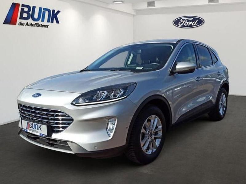 Polarsilber metallic Gebraucht 2020 Ford Kuga Titanium SUV | 20.980 € (Etwas zu teuer) - Bild 1/4