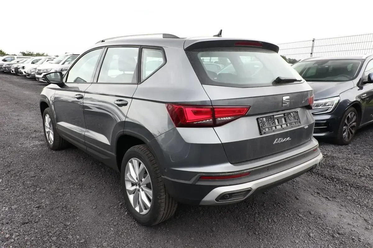 Neu Seat Ateca 150 PS (110 kW) 2026 Graphite grau metallic SUV