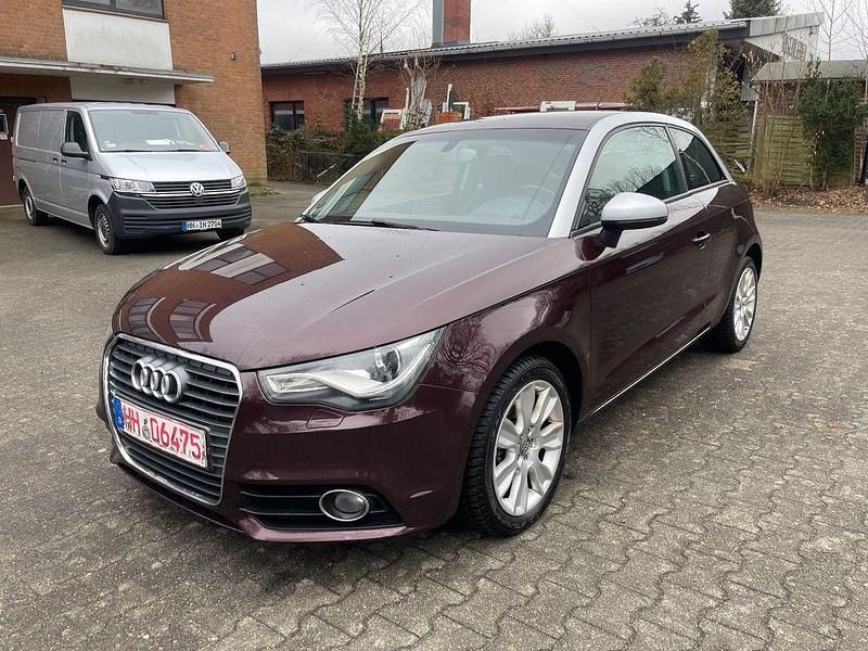 Gebraucht Audi A1 Ambition 105 PS (77 kW) 2011 Rot Kleinwagen