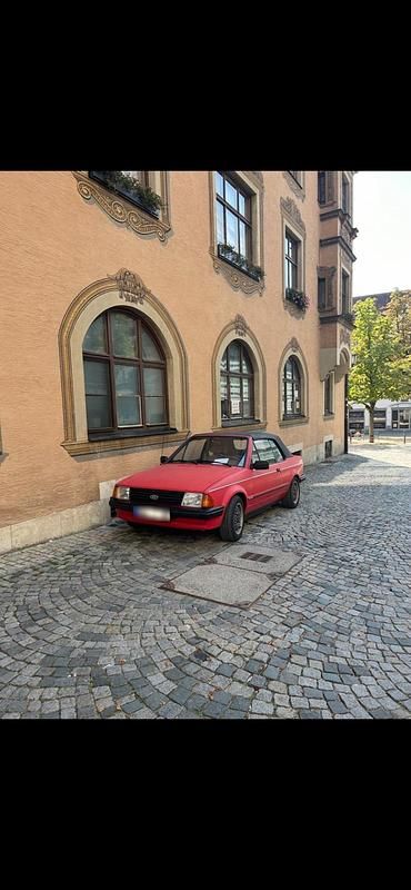 Gebraucht Ford Escort Cabriolet 79 PS (58 kW) 1985 Rot Cabrio