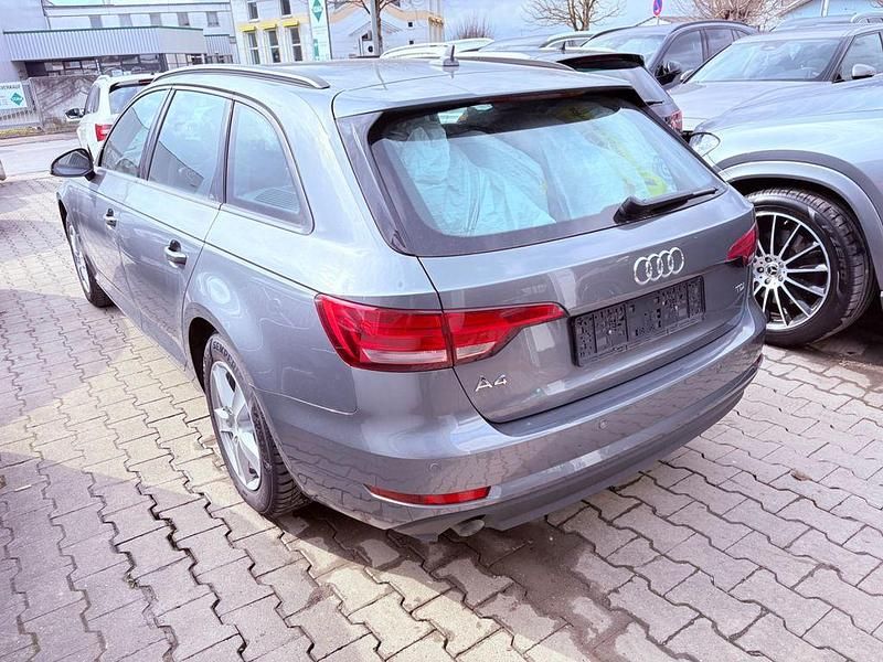 Usata Audi A4 150 CV (110 kW) 2018 Grigio Station wagon