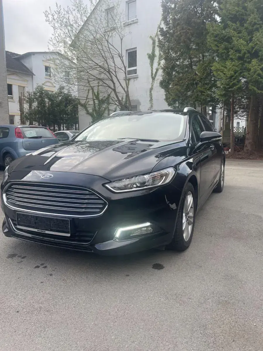 Używany Ford Mondeo Trend 150 KM (110 kW) 2016 Czarny Kombi