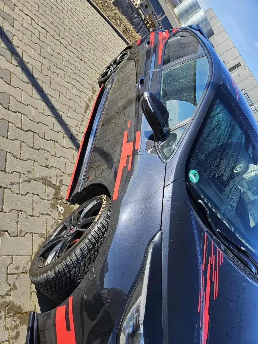 Gebraucht Kia Ceed 245 PS (180 kW) 2013 Schwarz Kleinwagen