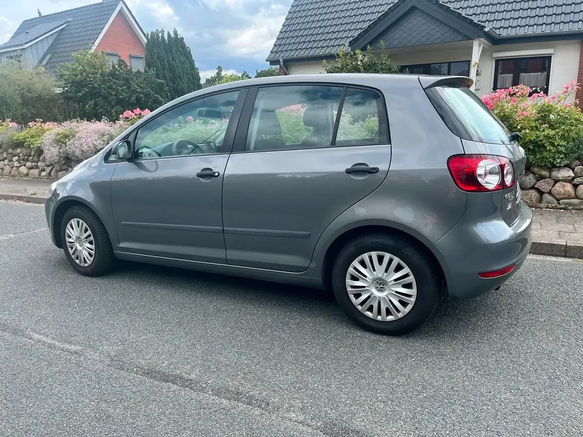 Gebraucht VW Golf Plus Cross 105 PS (77 kW) 2010 Grau Van / Kleinbus