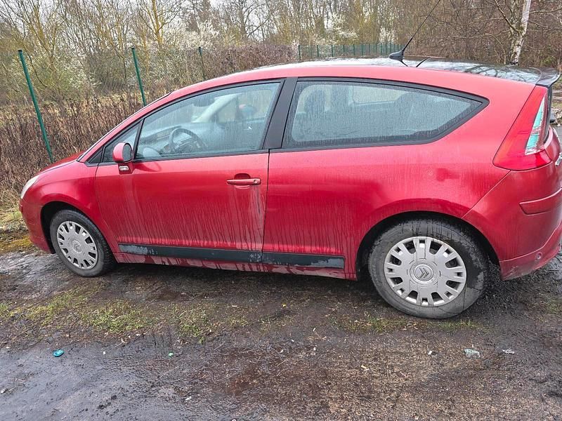 Gebraucht Citroën C4 100 PS (73 kW) 2006 Rot Limousine