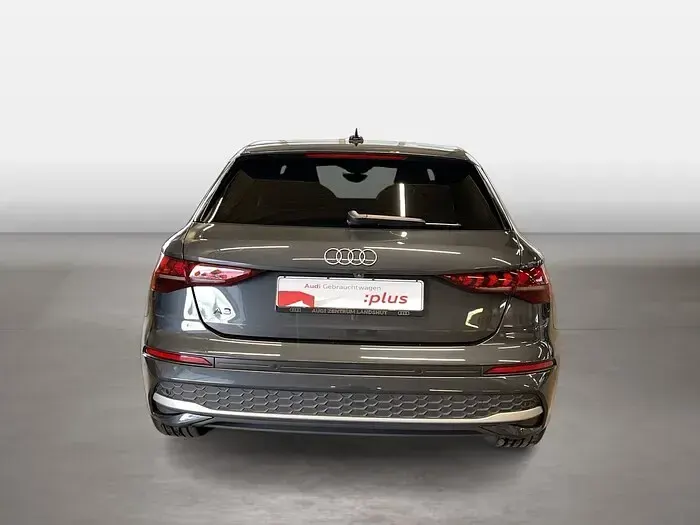 Brugt Audi A3 Advanced 116 HK (85 kW) 2025 Grå Sedan