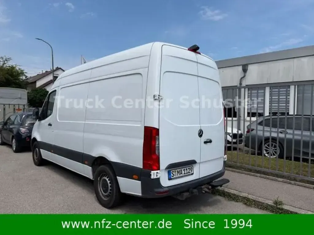 Gebraucht Mercedes Sprinter 163 PS (119 kW) 2019 Arktikweiss Van