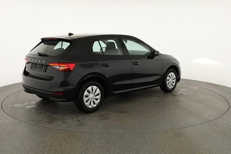 Neu Skoda Fabia Selection 2025 Black magic perleffekt Kleinwagen