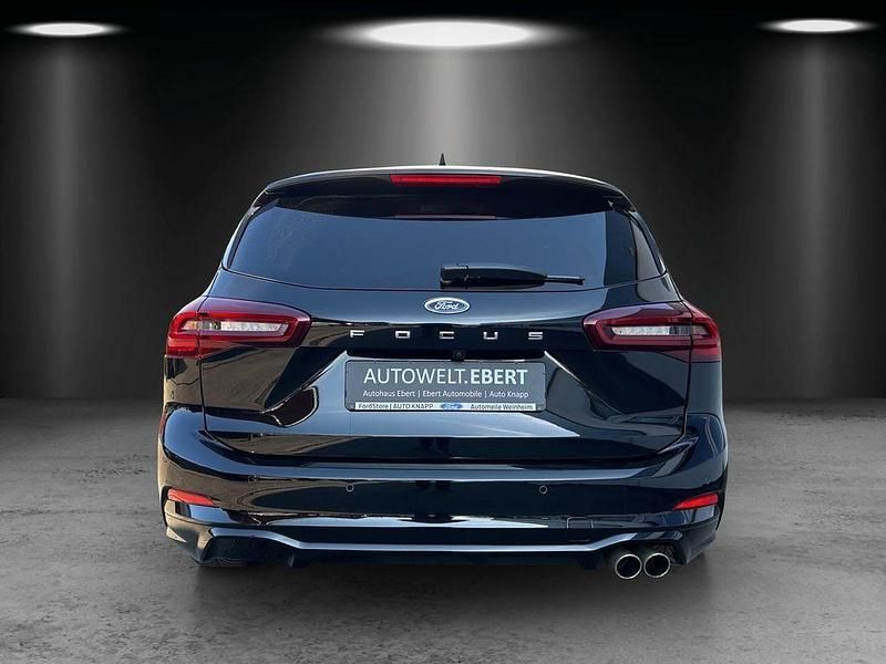 Gebraucht Ford Focus ST-Line X 116 PS (85 kW) 2025 Schwarz Limousine