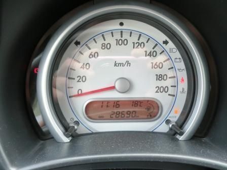 Gebraucht Suzuki Splash 117 PS (86 kW) 2009 Weiß metallic Kleinwagen