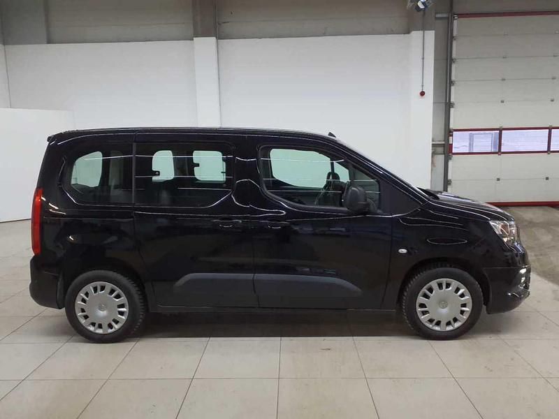 Gebraucht Opel Combo Life Edition 130 PS (95 kW) 2021 Nachtschwarz Kombi