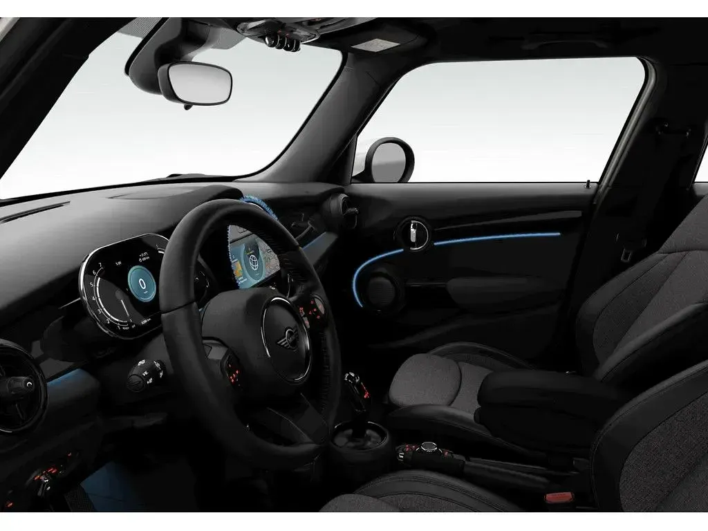 Gebraucht Mini Cooper Classic 136 PS (100 kW) 2023 Weiß Kleinwagen