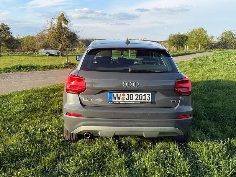 Usata Audi Q2 116 CV (85 kW) 2017 Grigio SUV
