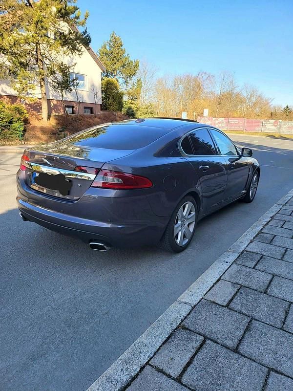 Gebraucht Jaguar XF S 275 PS (202 kW) 2010 Andere farben Limousine
