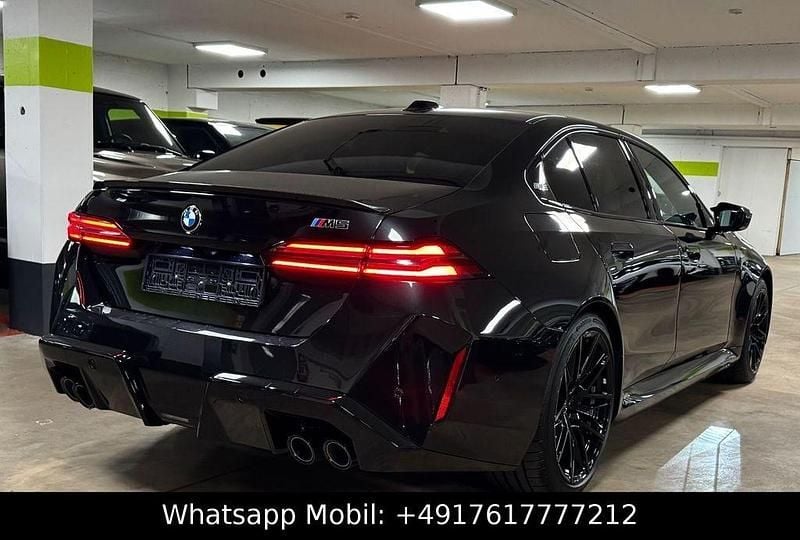 Neu BMW M5 Performance 585 PS (430 kW) 2025 Black sapphire metallic Limousine