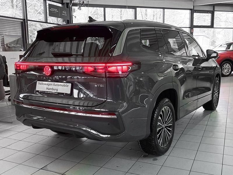 Neu VW Tayron Elegance 150 PS (110 kW) 2026 Grau SUV