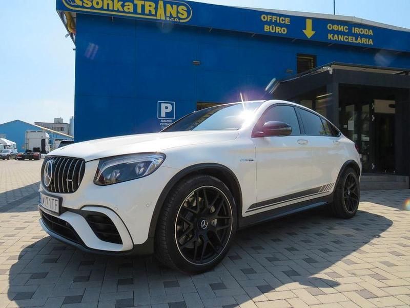 Weiß Gebraucht 2018 Mercedes GLC63 AMG AMG Coupé | 50.307 € (Guter Preis) - Bild 1/4