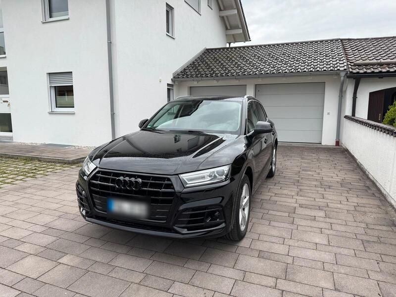 Schwarz Gebraucht 2018 Audi Q5 Ambiente SUV | 21.800 € (Fairer Preis) - Bild 1/4